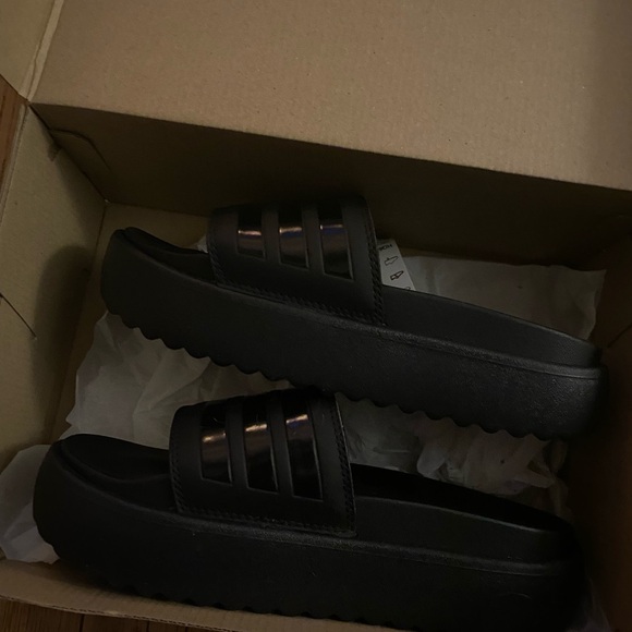 NWT platform black adidas slides sandals comfort cloud cushion - Picture 3 of 5
